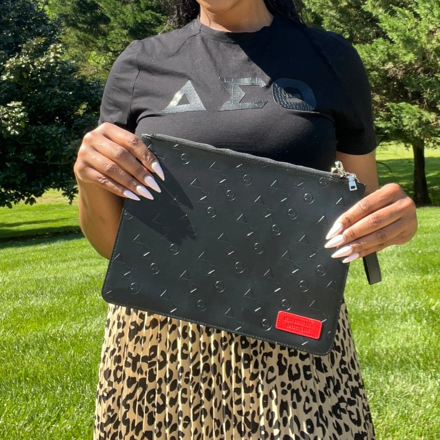 Delta Sigma Theta Black Vegan Leather Wristlet - Image 6